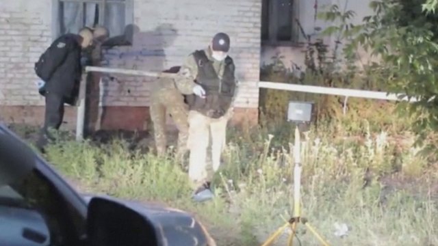 Dar vieną policininką įkaitu paėmęs Ukrainos grobikas susisprogdino: iki didesnės nelaimės trūko kelių sekundžių