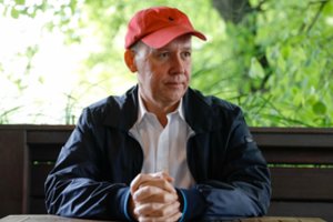 Prieš rinkimus Baltarusiją palikęs A. Lukašenkos oponentas persikėlė iš Maskvos į Kijevą