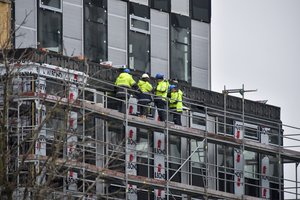 Statybų sektoriuje – niūrios nuotaikos, gresia galinga emigracijos banga