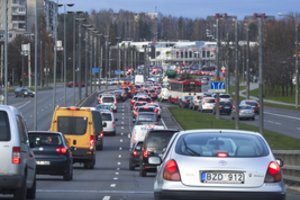 Pailsėję nuo eismo spūsčių, ruoškitės rudeniui: dėl vieno sprendimo jų gali būti gerokai daugiau