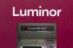 „Luminor“ informuoja klientus, kada jiems neveiks interneto ir mobilusis bankas