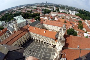 Seniausias šalyje universiteto architektūrinis ansamblis: atnaujimui pasiruošęs