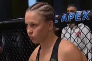 Visus tris raundus atsilaikiusi J. Stoliarenko turėjo pripažinti savo varžovės pranašumą