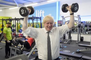 B. Johnsonas mokyklų atidarymą paskelbė „nacionaliniu prioritetu“