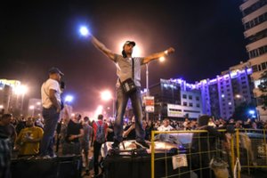 Baltarusijos režimo laukia sunki ateitis: matysime vis daugiau prievartos ir visuomenės varžymo