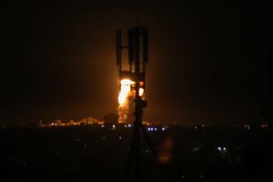 „Hamas“ šaltinis: į jūrą paleistos raketos yra „žinia“ Izraeliui