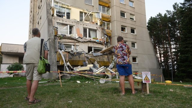Vilniuje nukritus 15-o aukšto balkonui, valdžia ketina tikrinti sovietinius daugiabučius