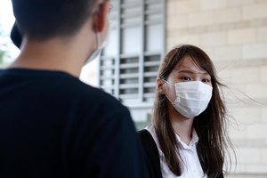 Honkonge pagal naują saugumo įstatymą sulaikyta demokratijos aktyvistė Agnes Chow