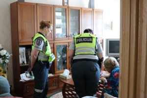 Klaipėdos policija perspėja apie siaučiančius sukčius – per kelias dienas nukentėjo 5 senoliai