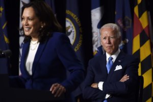 J. Bidenas ir K. Harris pažadėjo „atkurti“ Ameriką po prieštaringai vertinamo D. Trumpo vadovavimo