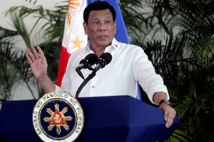 R. Duterte nedalyvaus rusiškos vakcinos nuo koronaviruso bandymuose Filipinuose