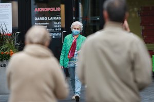 Baruose ir kavinėse stiprėja koronaviruso židiniai: prie Kauno prisidėjo ir Panevėžys