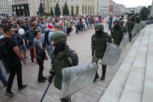 Rastas Baltarusijos prezidento rinkimų protokolą atsisakiusio pasirašyti komisijos nario kūnas