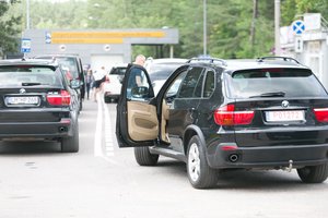 Automobilį užsienyje pirkęs vilnietis liko šokiruotas: „Regitra“ suskaičiavo didesnį CO2 kiekį nei olandai