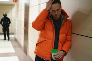 Rusijos opozicijos lyderis A. Navalnas – komos būklės, situaciją pakomentavo medikai