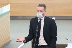 VRK skyrė baudą G. Landsbergiui už konservatorių medikams nupirktas apsaugos priemones