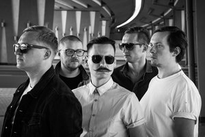 Grupė „Colours of Bubbles“ savo kūrinį skiria baltarusiams