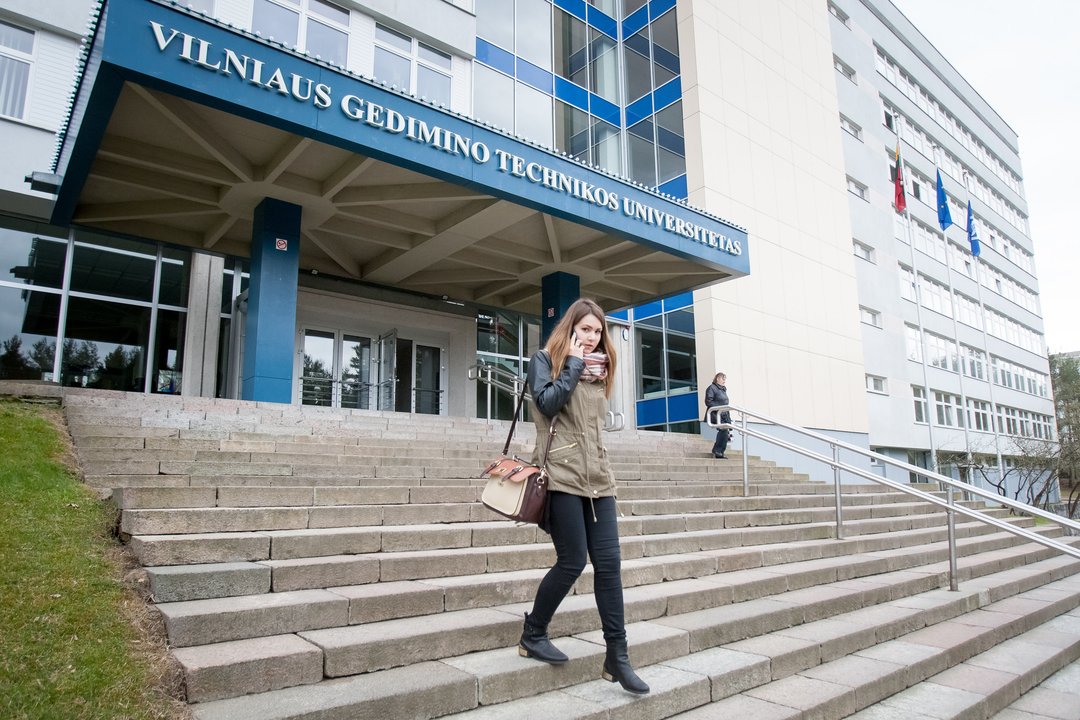 1990 m. Vilniaus technikos universitetui suteiktas Lietuvos didžiojo kunigaikščio Gedimino vardas. Universitetas veiklą pradėjo 1956 m.<br>D.Umbraso nuotr.
