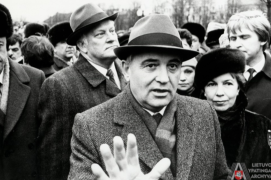 1991 m. Michailas Gorbačiovas atsistatydino iš SSKP Centro komiteto generalinio sekretoriaus pareigų.<br>V.Gulevičiaus nuotr.