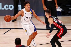 Neišgelbėjo net įžaidėjo karjeros rungtynės: „Pacers“ – per žingsnį nuo iškritimo