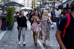 Skaičiais nusivylęs A. Veryga pranešė, kokių priemonių imsis: jau nusitaikė į barus