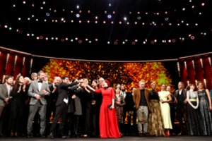 Berlyno kino festivalyje – pokyčiai: apdovanojimai nebebus skirstomi pagal lytis
