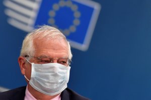 ES svarsto įvesti sankcijas maždaug 20 Baltarusijos pareigūnų