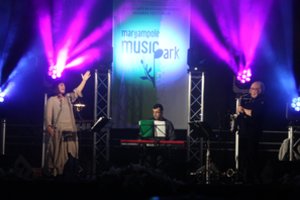 Baltaragis, elektroninė madam ir meilės dainos – savaitgalis Marijampolės muzikos parkuose