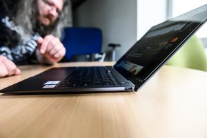 „Huawei MateBook X Pro“ testas: tai bekelės visureigis ar stileiviškas kabrioletas?