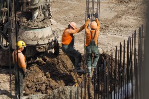 Liepą statybose kai kas pigo, tačiau darbai tik brango