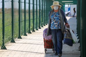 Ukrainoje 30 dienų uždaro sienas užsieniečiams, kad suvaldytų COVID-19 epidemiją