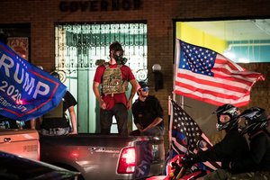 Į protestų krečiamą Portlandą vėl siunčiama valstijos policija