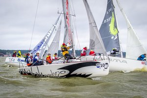 Baltijos šalių „Platu 25“ jachtų klasės čempionate – triuškinanti lietuvių įgulos „Bestija“ pergalė