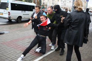 Baltarusijos valdžia ketina nubausti apie 100 rugsėjo 1-osios protestų dalyvių