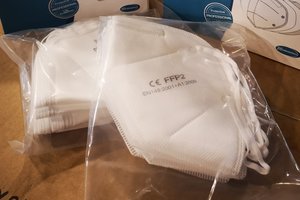 Valstybės rezervą pasiekė dar 90 tūkst. respiratorių