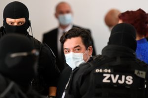 Slovakijos teismas išteisino žurnalisto nužudymo byloje kaltintą verslininką