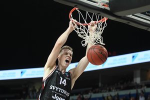 Martynas Echodas siautėjo, o „Rytas“ sudaužė Prienų ekipą