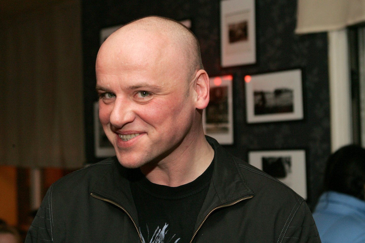 J.Gaižauskas: „Rašiau apie žmogų, kuris patraukia į kelią, kai pasaulis pradeda kraustytis iš proto.“<br>V.Balkūno nuotr.