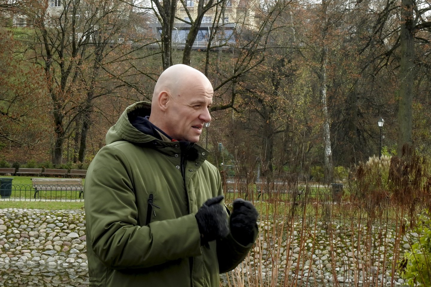 J.Gaižauskas: „Rašiau apie žmogų, kuris patraukia į kelią, kai pasaulis pradeda kraustytis iš proto.“<br>V.Ščiavinsko nuotr.