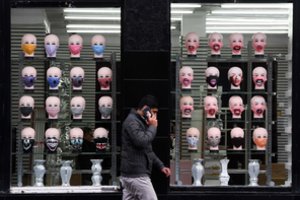 Koronavirusas vėl sėja baimę Italijoje ir Jungtinėje Karalystėje: tokių skaičių nematė jau senokai