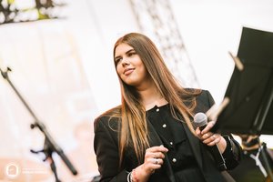 Klaipėdą sudrebino Evitos Cololo pasirodymas: švelnios džiazo melodijos užbūrė žiūrovus