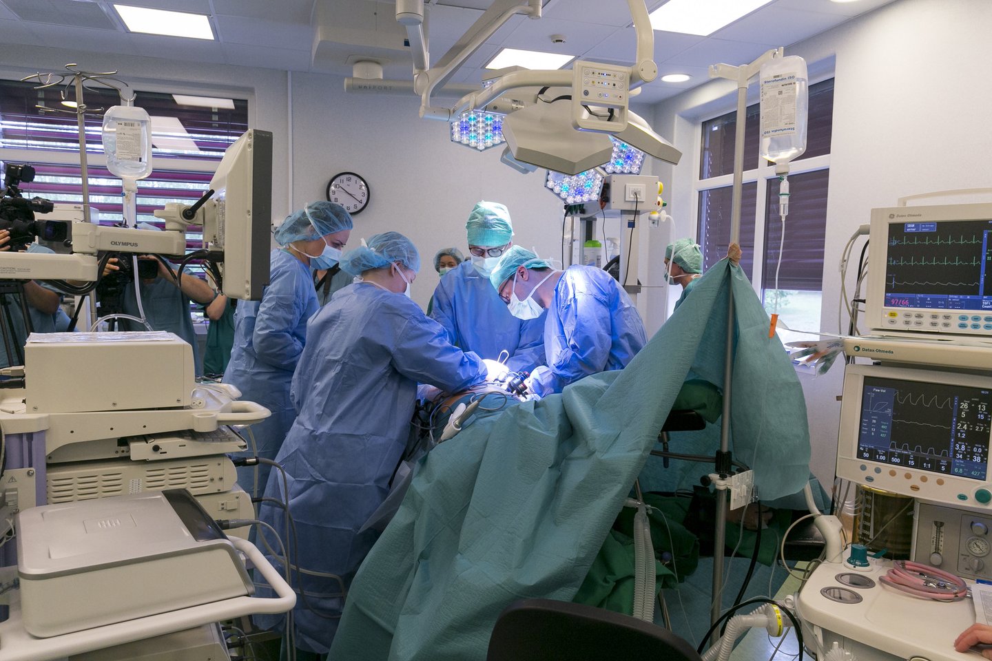 atliekama 300-oji inksto transplantacija iš gyvojo donoro operacija donoryste<br>T.Bauro nuotr.