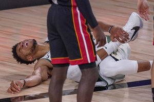Po G. Antetokounmpo traumos – nežinia dėl artėjančio susitikimo: „Stebime situaciją“