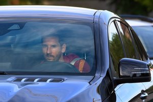 Drama L. Messi namuose: verkė visa šeima, o sūnus meldė nepalikti Barselonos