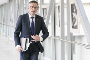 Teismas atmetė V. Bako prašymą nušalinti teisėjų kolegiją nuo jo bylos su „MG Baltic“