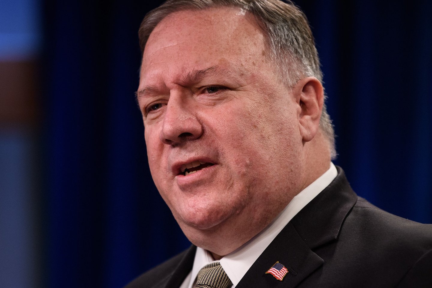 JAV valstybės sekretorius Mike'as Pompeo antradienį pasmerkė protestų apimtos Baltarusijos bandymus išvaryti iš šalies opozicijos lyderius ir sakė, kad Vašingtonas svarsto tolesnes sankcijas.