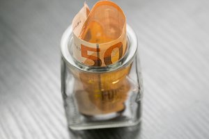 Šiauliuose sukčiai apsuko senolę aplink pirštą: sugebėjo išvilioti 3 tūkst. eurų
