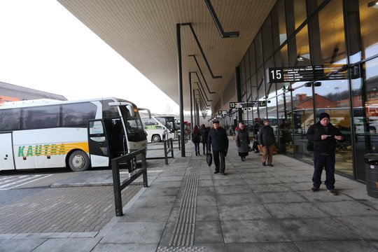 Keleivių vežimo bendrovės: keleivių srautai po pandemijos piko didžiąja dalimi atsistatė