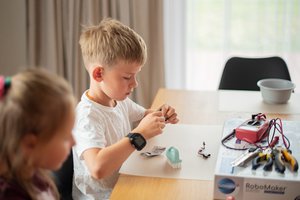 Alfa kartos vaikai: kai kurios jų savybės bando tėvų kantrybę