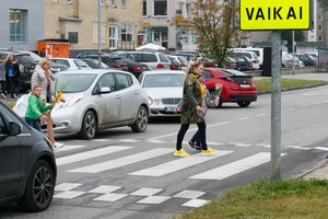 Koronavirusas – dar dviejose mokyklose: serga 18 mažamečių, izoliacijoje – per 300